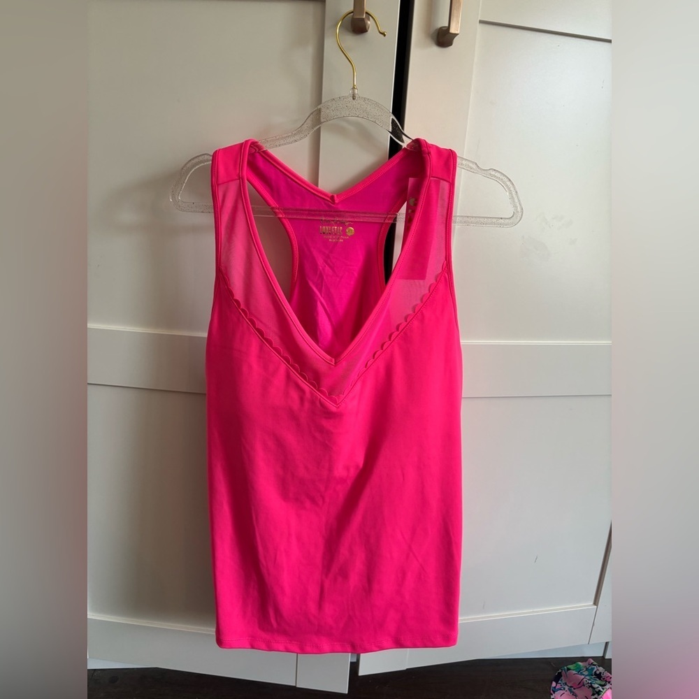 Lilly Pulitzer Luxletic Tank Top Built in Bra Size XL NWT Preppy Resortwear